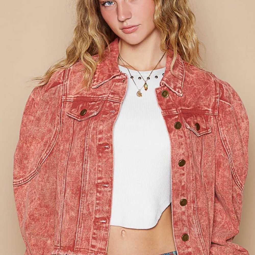 POL Raw Hem Button Up Cropped Denim Jacket NWOT Small